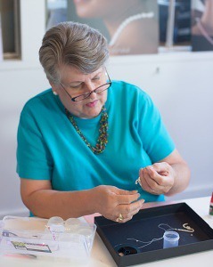 Judi mason Makes The Pearl Girls Jewelry