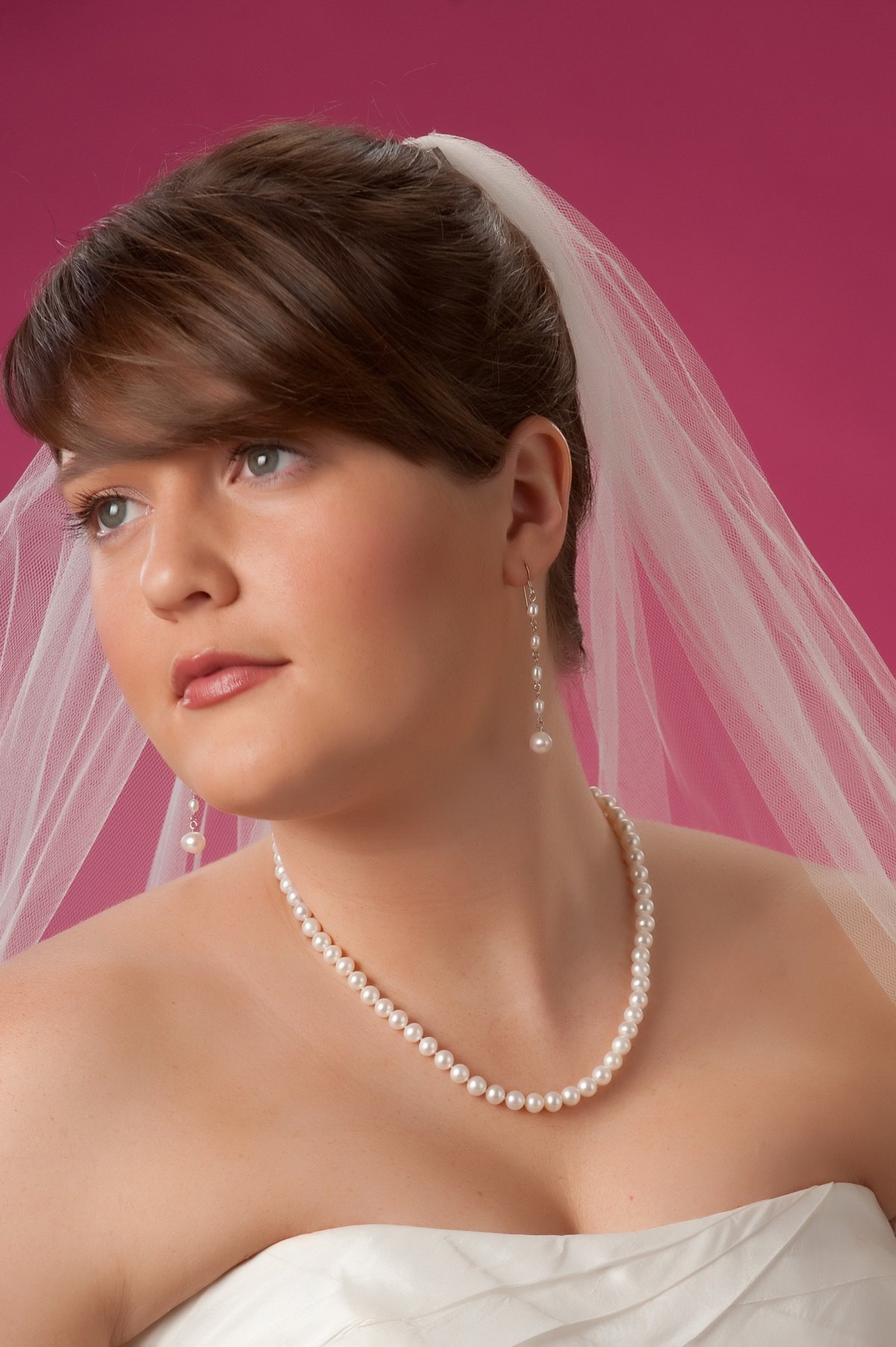 Something Old is New Again - bride in a pearl necklace - the pearl girls